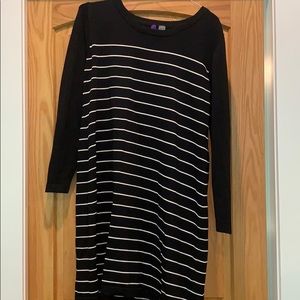 Seraphine Maternity and Nursing Dress Size 14 Casual and Work Appropriate Snaps